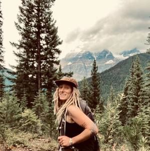 Meet your Posher, Charlotte